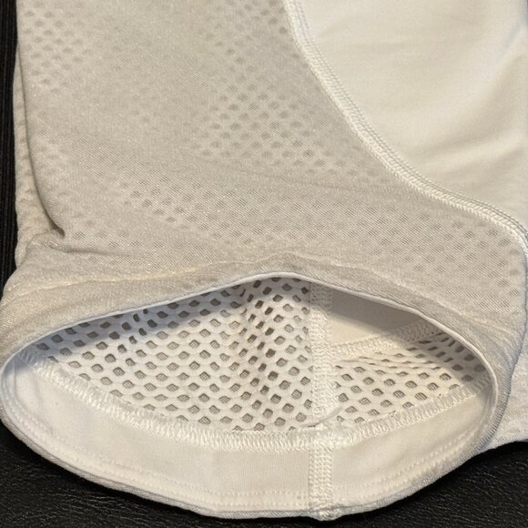 LULULEMON Women's Large White Ready Set Go Crop Mesh Panels - Picture 9 of 11